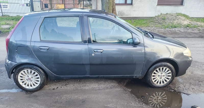 Fiat Punto cena 8499 przebieg: 224534, rok produkcji 2010 z Łódź małe 137